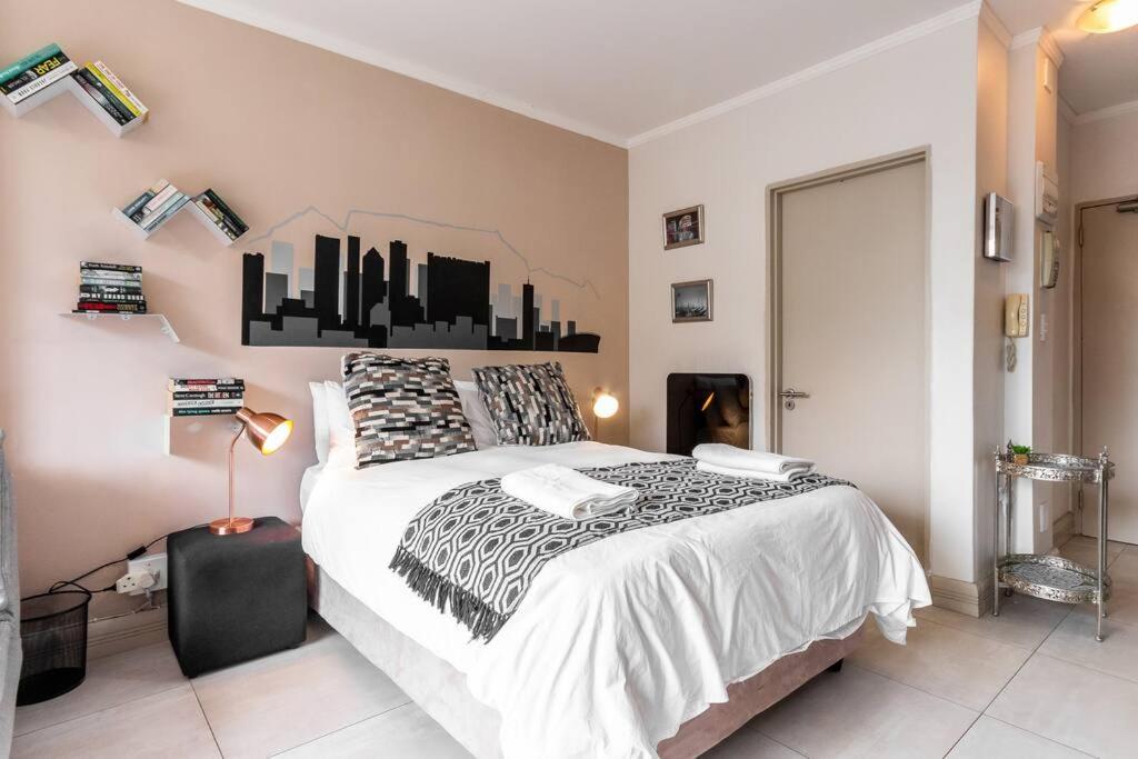 Four Seasons 818- Spacious Cbd Studio - Onsite Parking, Gym & Rooftop Pool Διαμέρισμα Κέιπ Τάουν Εξωτερικό φωτογραφία